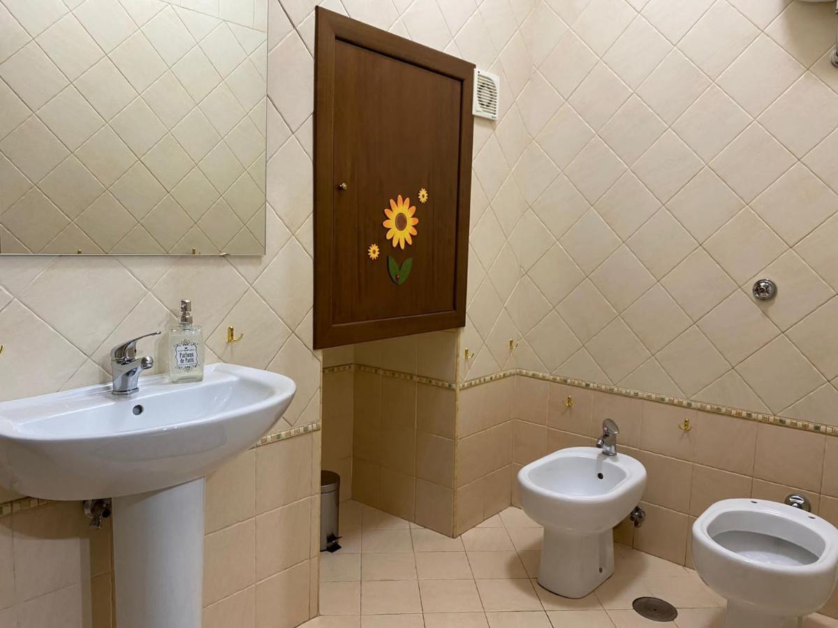Home In Love: Vicoletto Dei Presepi ナポリ エクステリア 写真